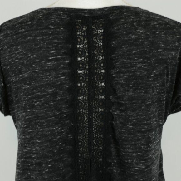 Hollister Juniors XS Black White Graphic Scoop Neck Vented Short Sleeve Tee - Picture 5 of 7